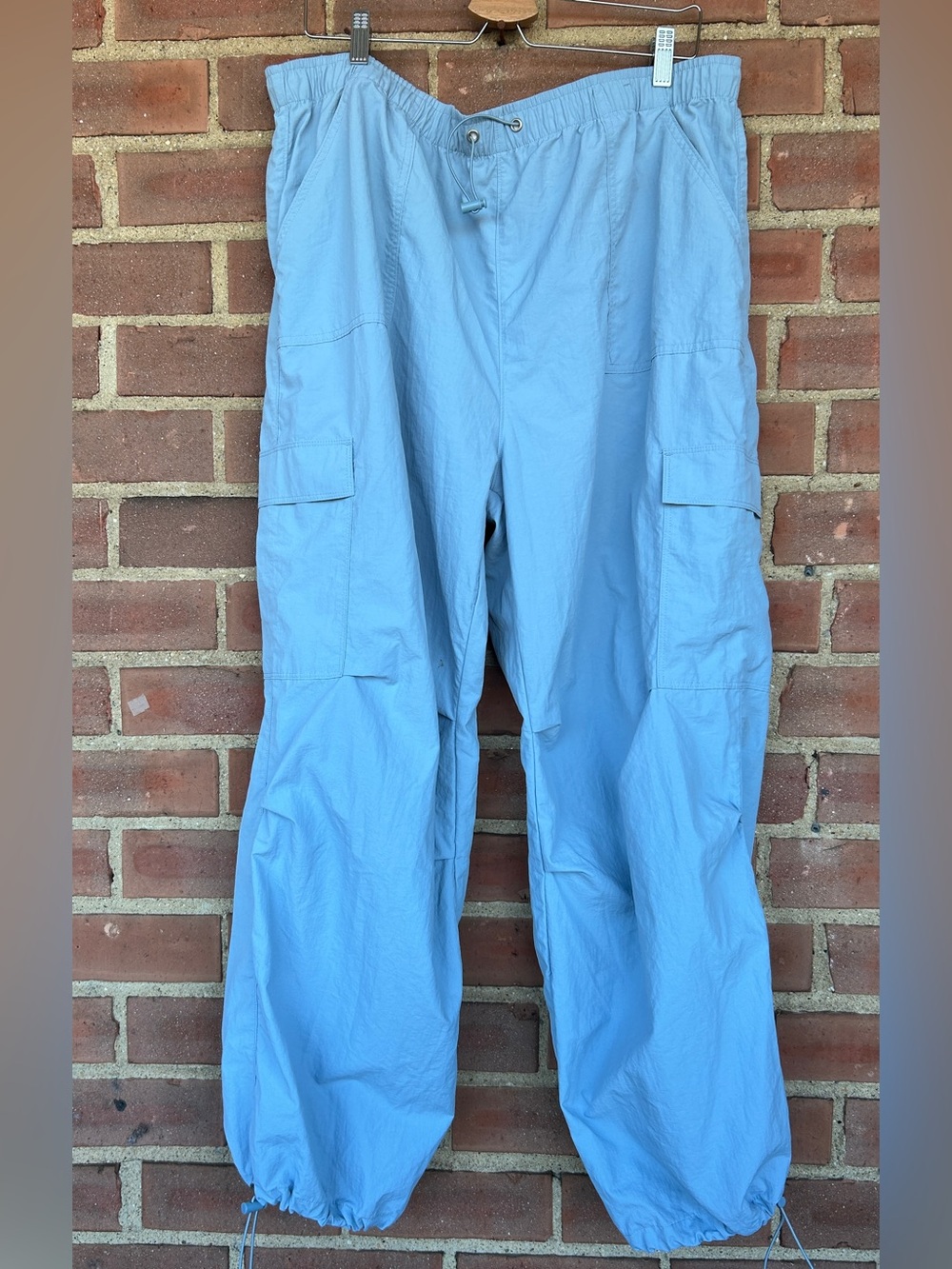 No Boundaries Cargo Wide Leg Pants. - Picture 8 of 8